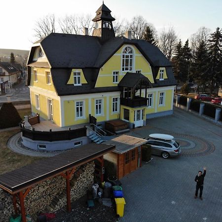 Vila Demanova Liptovský Mikuláš エクステリア 写真